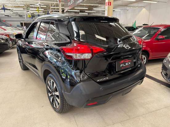 NISSAN-KICKS-2016
