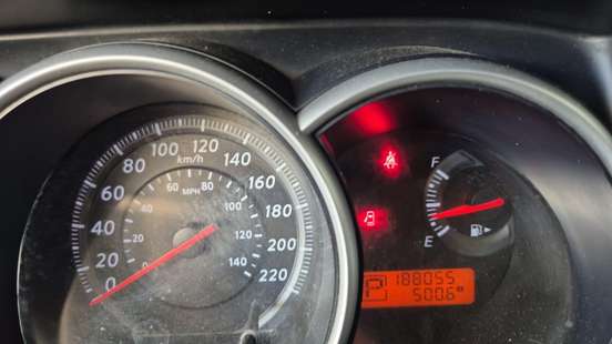 NISSAN-TIIDA-2010