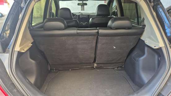 NISSAN-TIIDA-2010