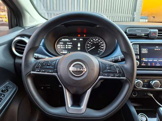 NISSAN-VERSA-2024