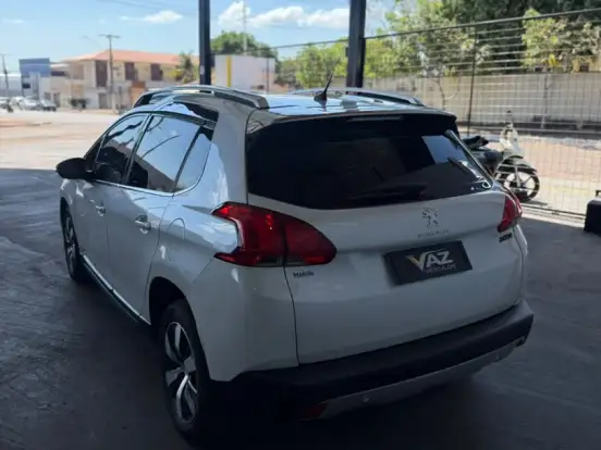 PEUGEOT-2008-1.6 16V FLEX GRIFFE 4P AUTOMÁTICO PEUGEOT-2008-2015