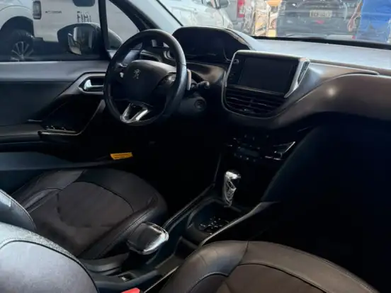 PEUGEOT-2008-1.6 16V FLEX GRIFFE 4P AUTOMÁTICO PEUGEOT-2008-2015
