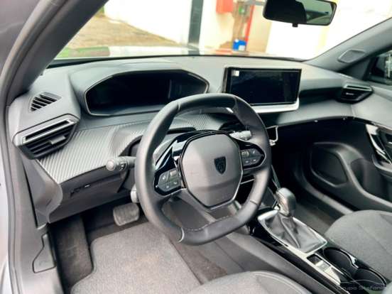 PEUGEOT-2008-2024