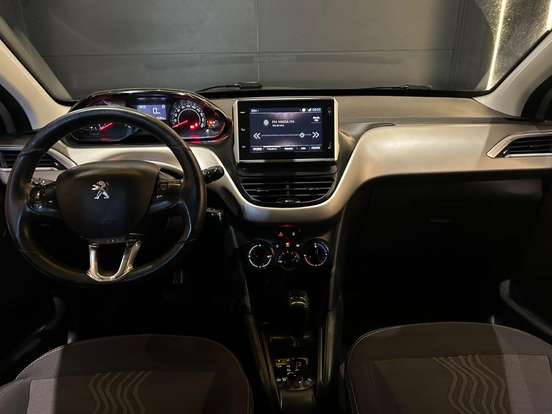 PEUGEOT-2008-2017