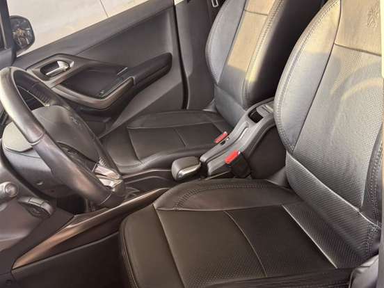 PEUGEOT-2008-1.6 16V FLEX GRIFFE 4P AUTOMÁTICO PEUGEOT-2008-2017