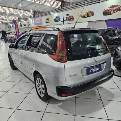 PEUGEOT-207-2010