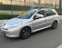 PEUGEOT 207 1.4 XR SW 8V FLEX 4P MANUAL PEUGEOT 207 1.4 XR SW 8V FLEX 4P MANUAL