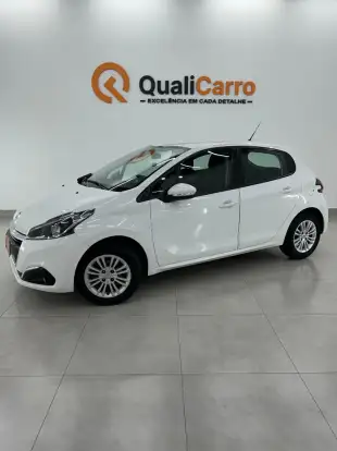 PEUGEOT-208-2018