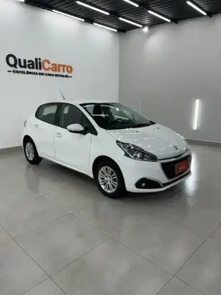 PEUGEOT-208-2018