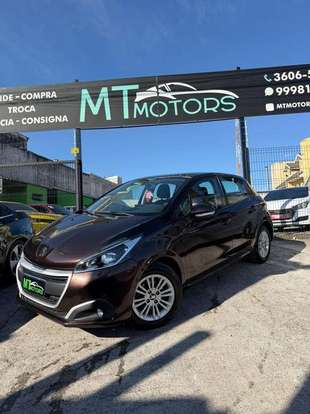 PEUGEOT-208-2018