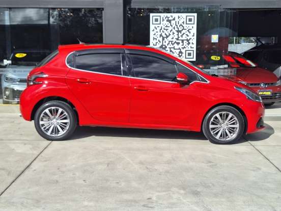 PEUGEOT-208-1.6 GRIFFE 16V FLEX 4P AUTOMÁTICO PEUGEOT-208-2016
