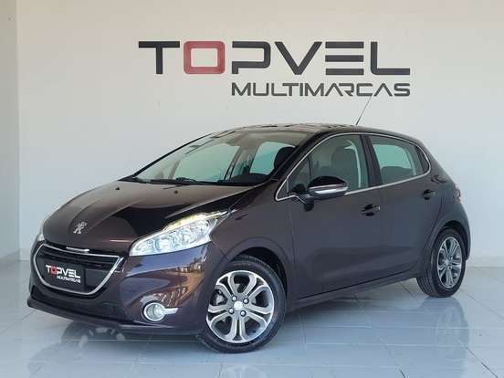 PEUGEOT-208-2014