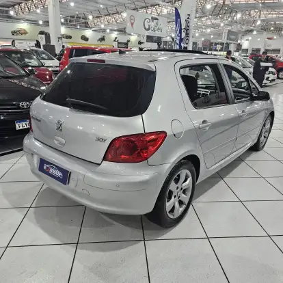 PEUGEOT-307-2009