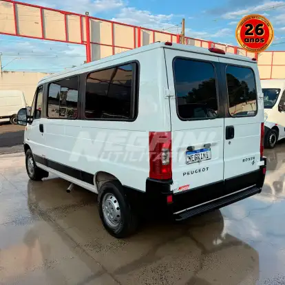 PEUGEOT-BOXER-2011
