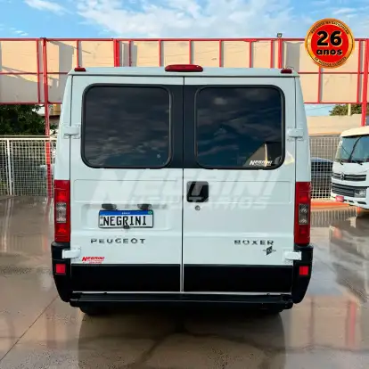 PEUGEOT-BOXER-2011