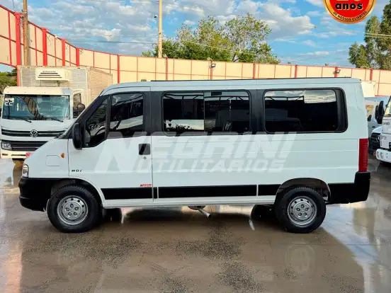 PEUGEOT-BOXER-2.3 HDI 330 PASSAGEIRO 16 LUGARES 8V DIESEL 3P MANUAL PEUGEOT-BOXER-2011