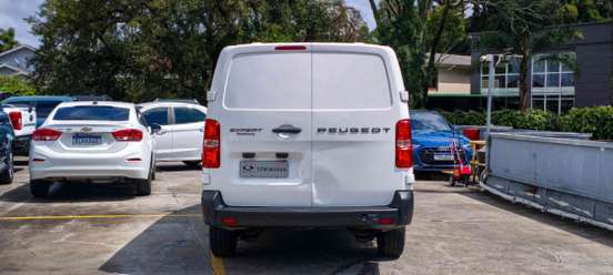 PEUGEOT-EXPERT-2025