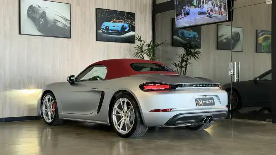 PORSCHE-718-2020