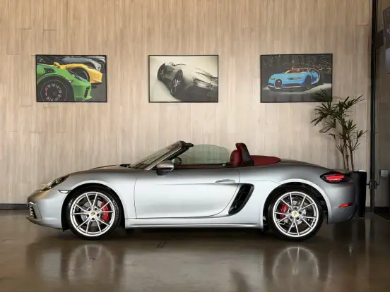 PORSCHE-718-2020