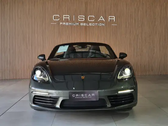 PORSCHE-718-2023