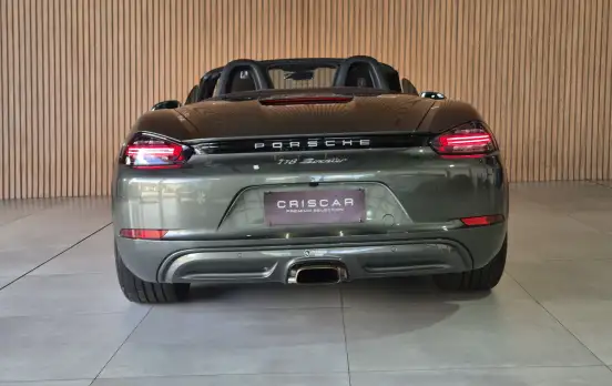 PORSCHE-718-2023