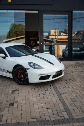 PORSCHE-718-2020
