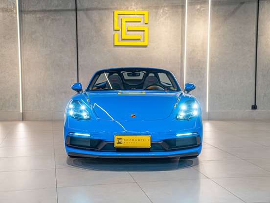PORSCHE-718-2021