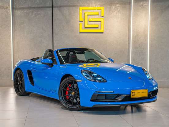 PORSCHE-718-2021