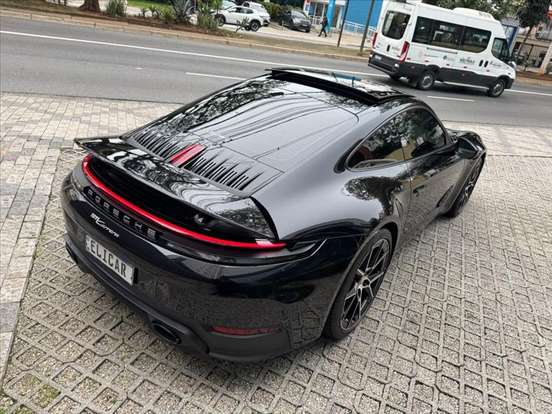PORSCHE-911-2025
