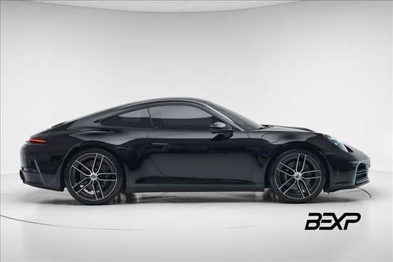 PORSCHE-911-2025