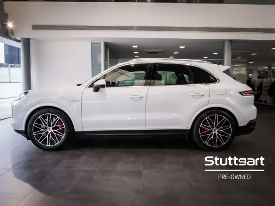 PORSCHE-CAYENNE-2024
