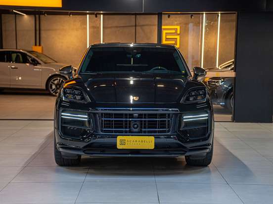 PORSCHE-CAYENNE-2025