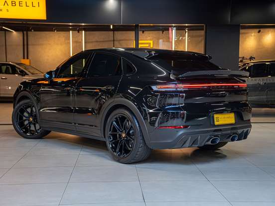 PORSCHE-CAYENNE-2025