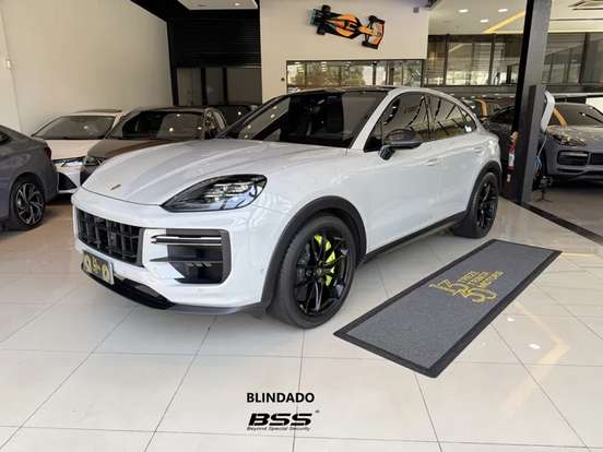 PORSCHE-CAYENNE-2024