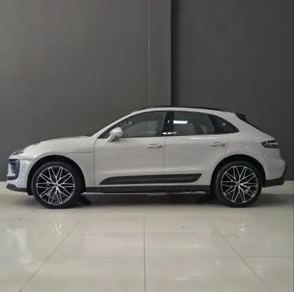 PORSCHE-MACAN-2023