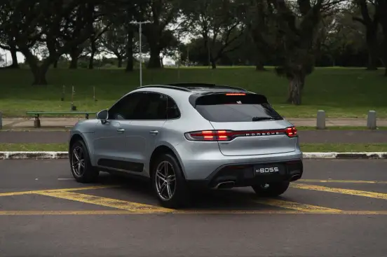 PORSCHE-MACAN-2024