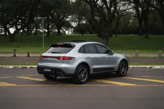 PORSCHE-MACAN-2024