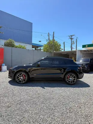 PORSCHE-MACAN-2022
