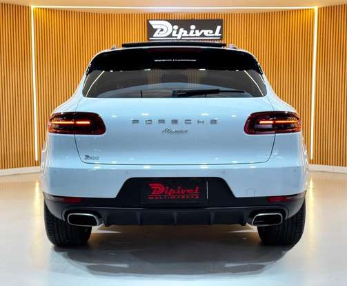 PORSCHE-MACAN-2017