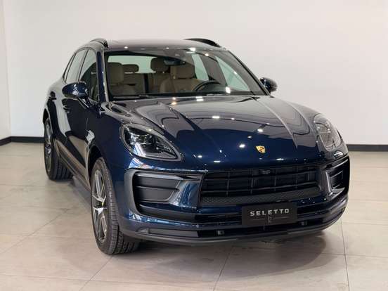 PORSCHE-MACAN-2022