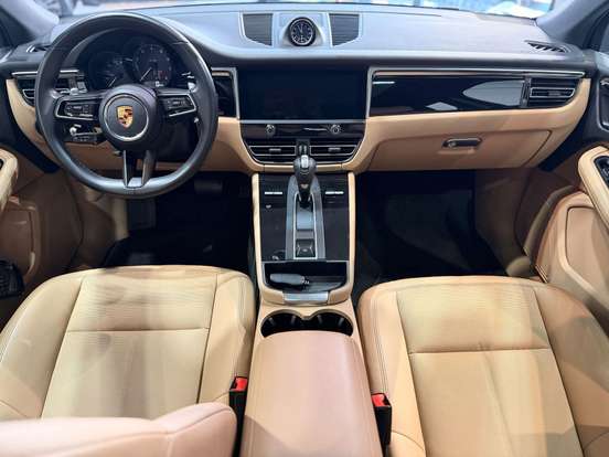 PORSCHE-MACAN-2022