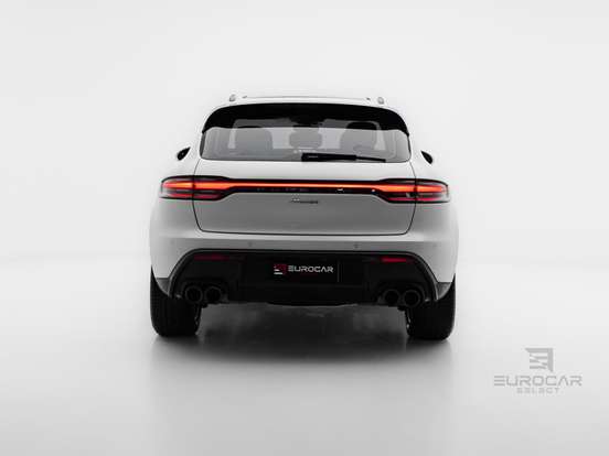 PORSCHE-MACAN-2025