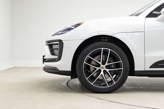 PORSCHE-MACAN-2022