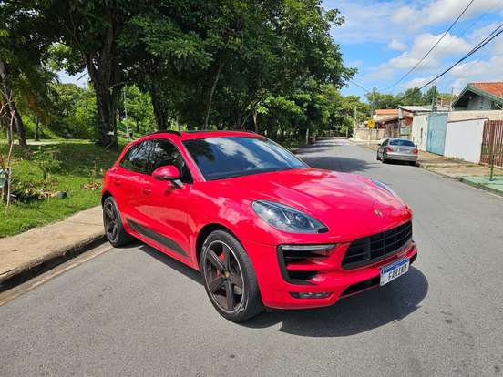 PORSCHE-MACAN-2017