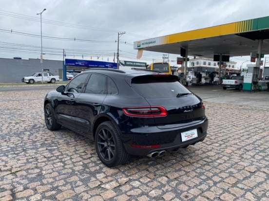 PORSCHE-MACAN-2014