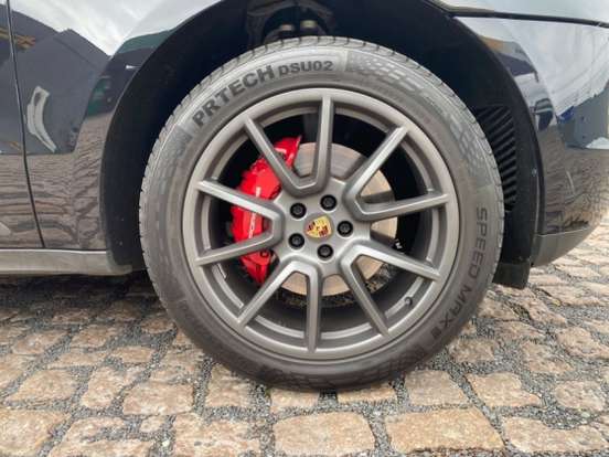 PORSCHE-MACAN-2014