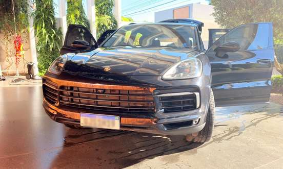 PORSCHE-CAYENNE-2018