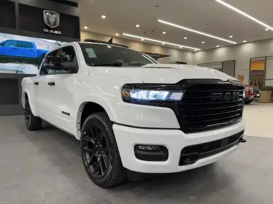 RAM-1500-3.0 HURRICANE 6 BITURBO GASOLINA LARAMIE NIGHT EDITION CD 4X4 AUTOMÁTICO RAM-1500-2026