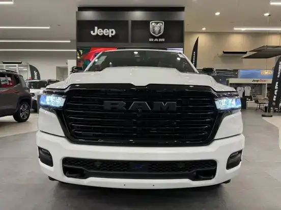 RAM-1500-3.0 HURRICANE 6 BITURBO GASOLINA LARAMIE NIGHT EDITION CD 4X4 AUTOMÁTICO RAM-1500-2026