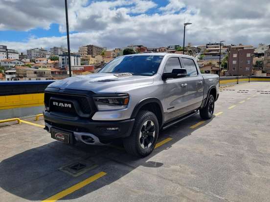 RAM-1500-5.7 V8 GASOLINA REBEL CD 4X4 AUTOMÁTICO RAM-1500-2021